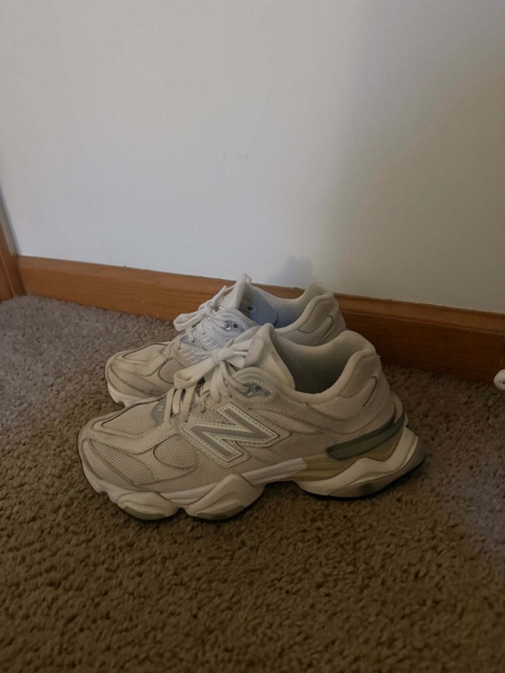 🤍 New Balance 9060 Sneakers 🤍 - Picture 2 of 9